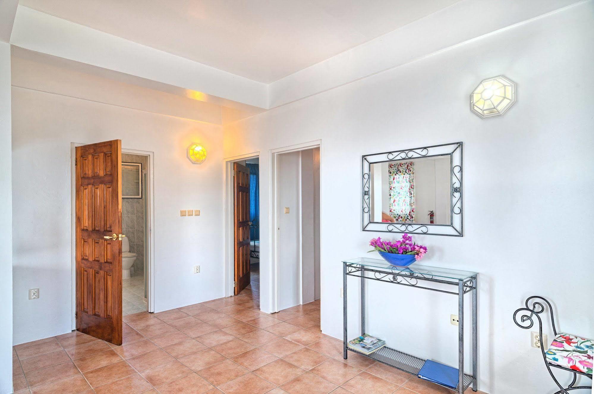 Caribbean Sea View Holiday Apartments Méro Εξωτερικό φωτογραφία