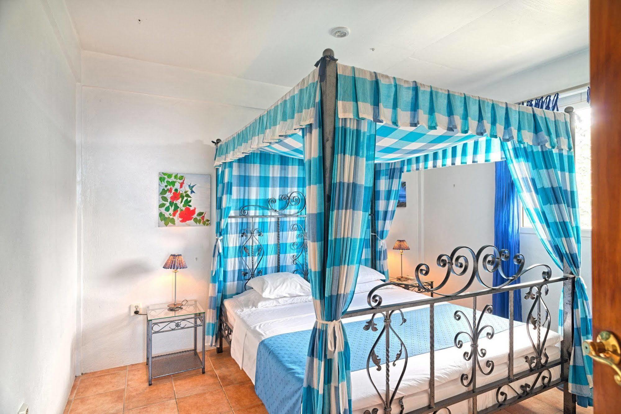 Caribbean Sea View Holiday Apartments Méro Εξωτερικό φωτογραφία